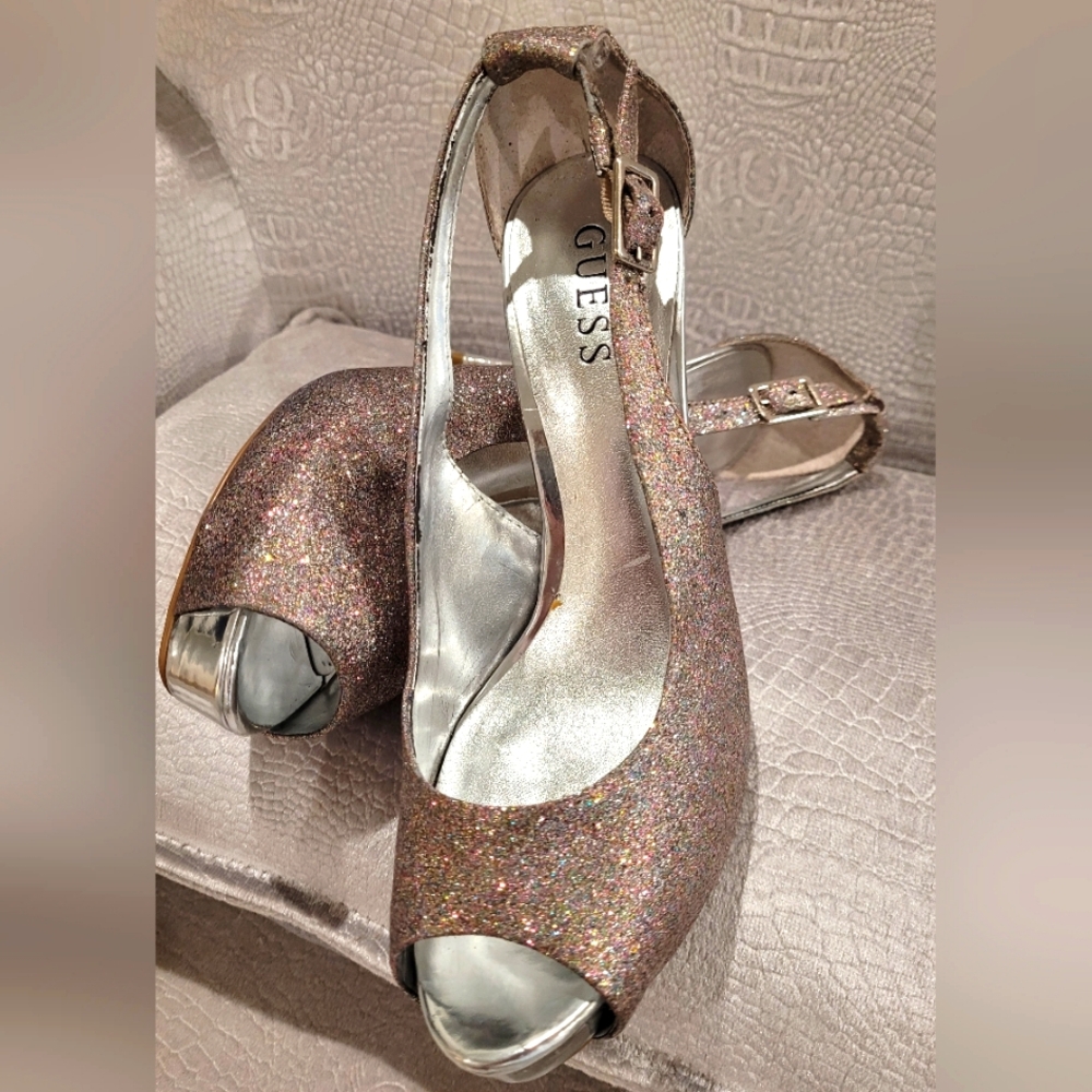 Elegant GUESS Hondo3 Glitter Peep  Heels - W Size 7.5M